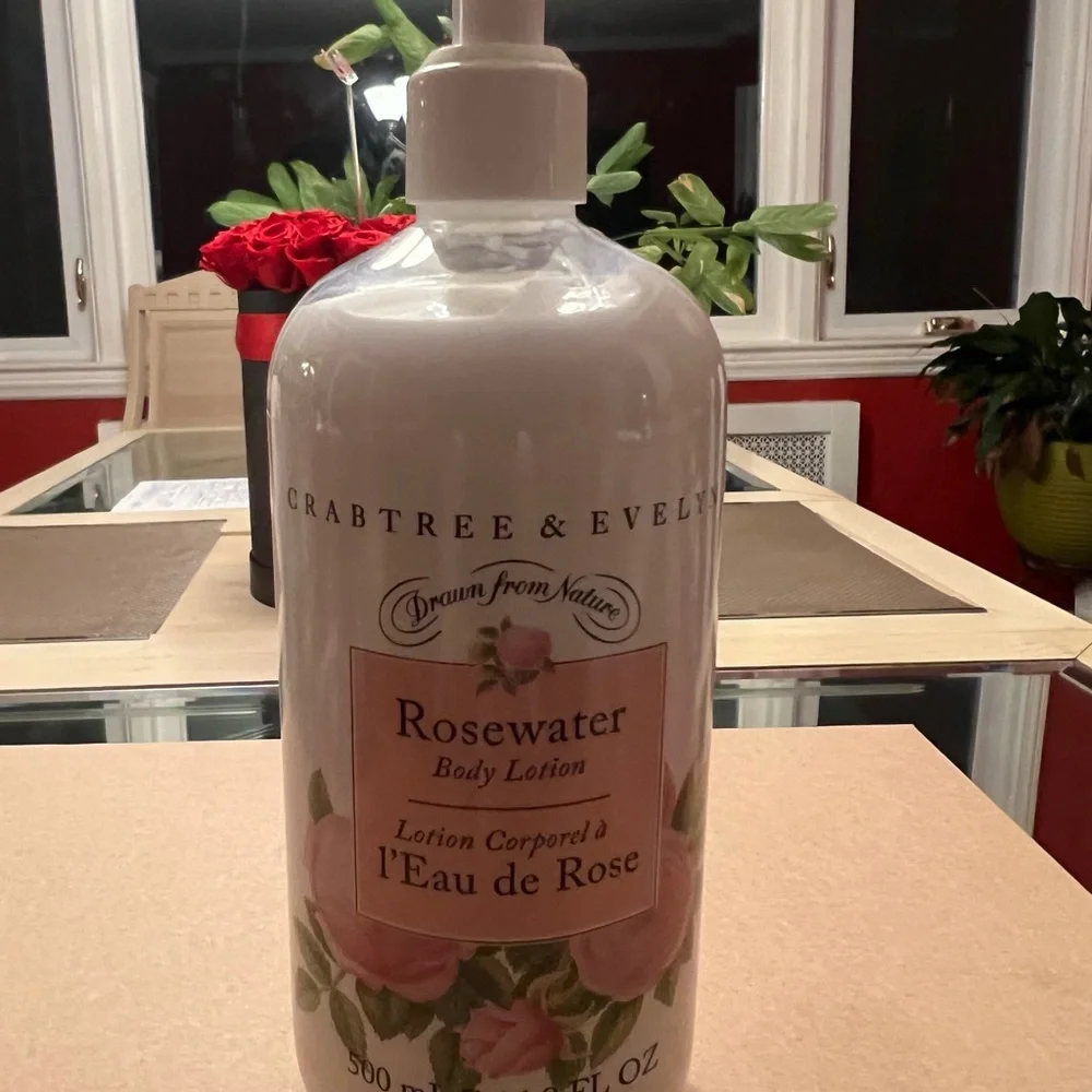 Crabtree & Evelyn brand new